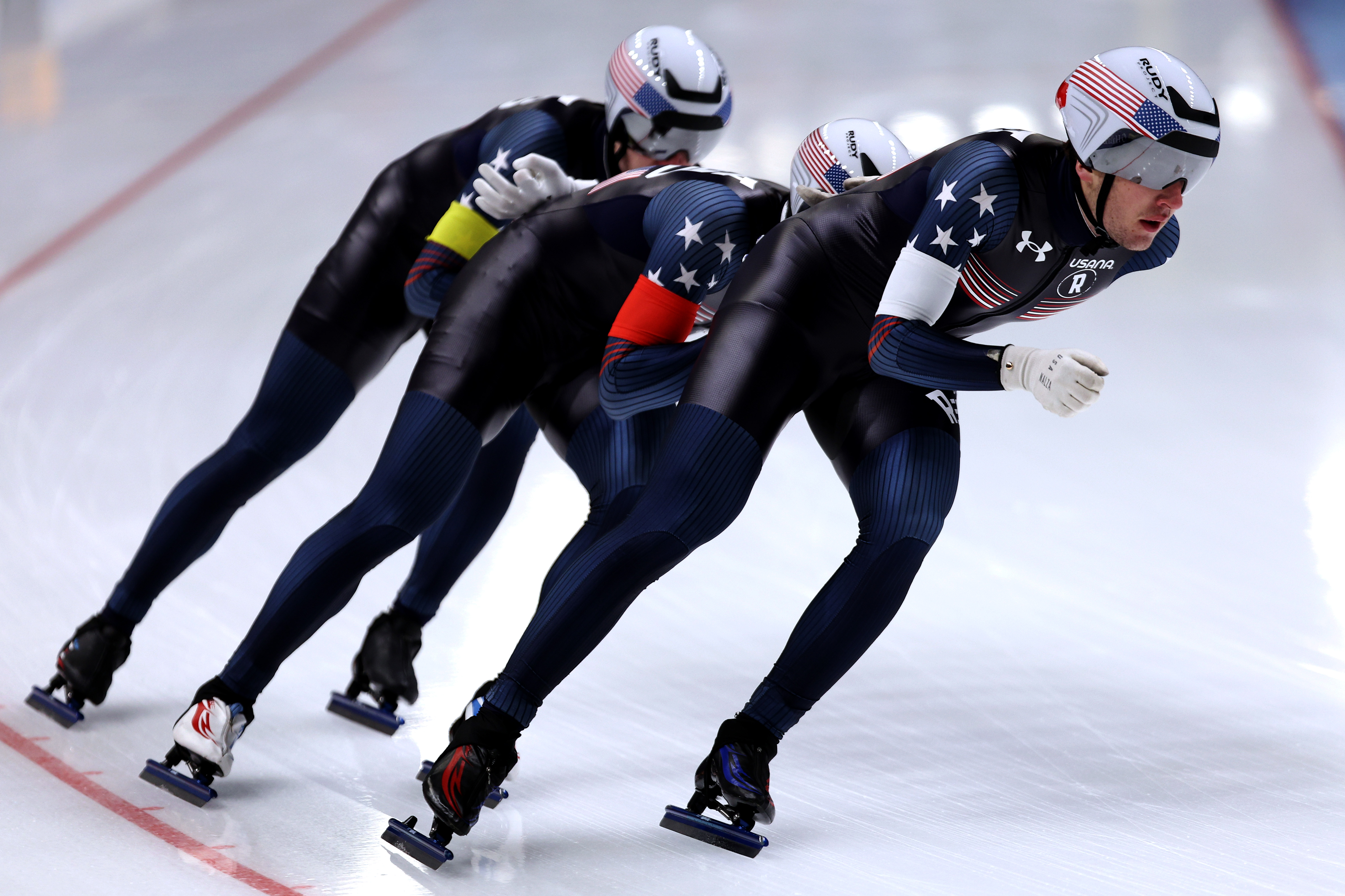 US Speedskating | Jordan Stolz Leads a 10-Medal U.S.